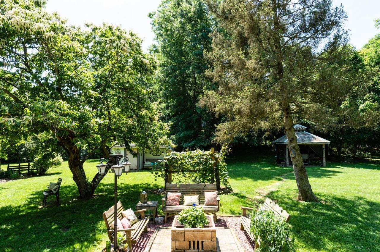 Bed and breakfast The Pines Of Dresden Extérieur photo