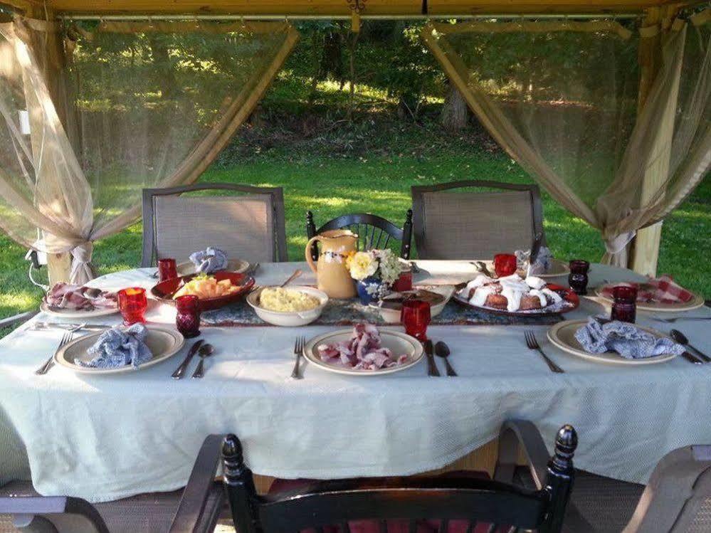 Bed and breakfast The Pines Of Dresden Extérieur photo