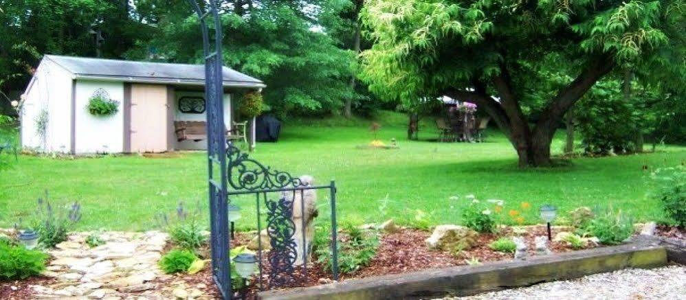 Bed and breakfast The Pines Of Dresden Extérieur photo